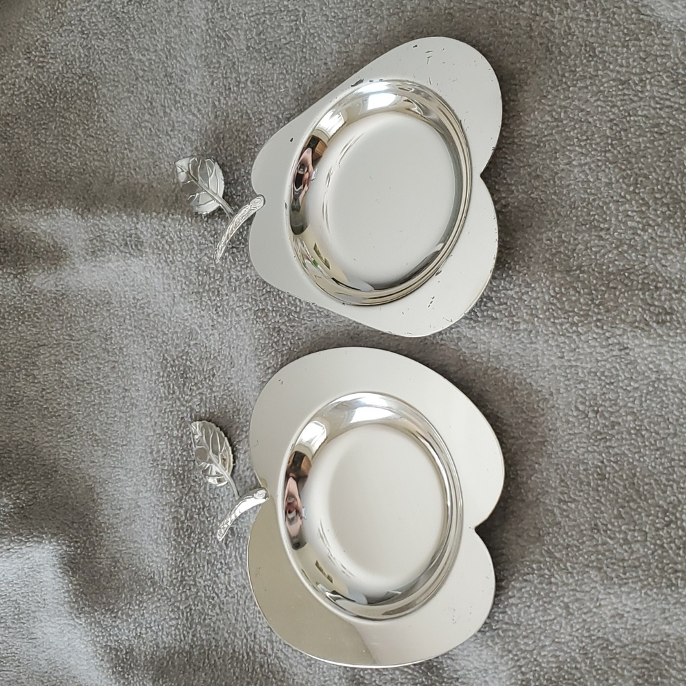 Set of 2 Fruit Dishes, 6", Italian Silverplate